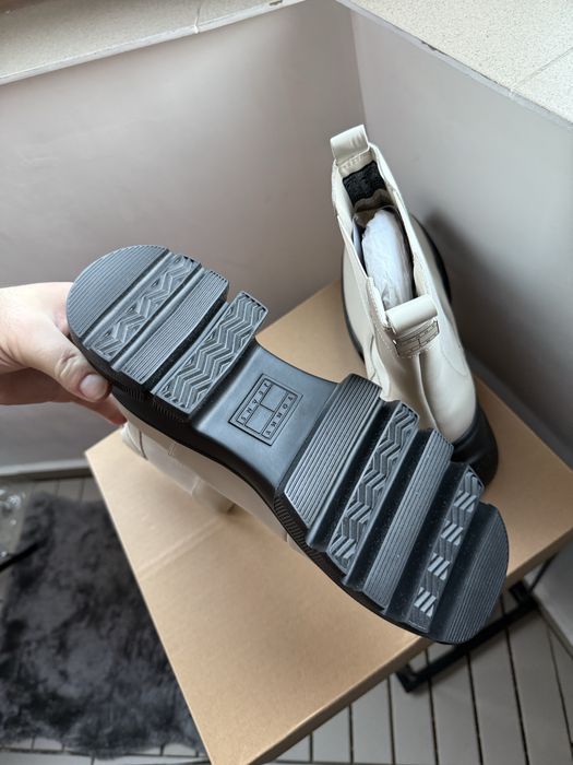 Tommy Jeans Chunky Leather Chelsea cizme dama cu platforma albe 39 noi