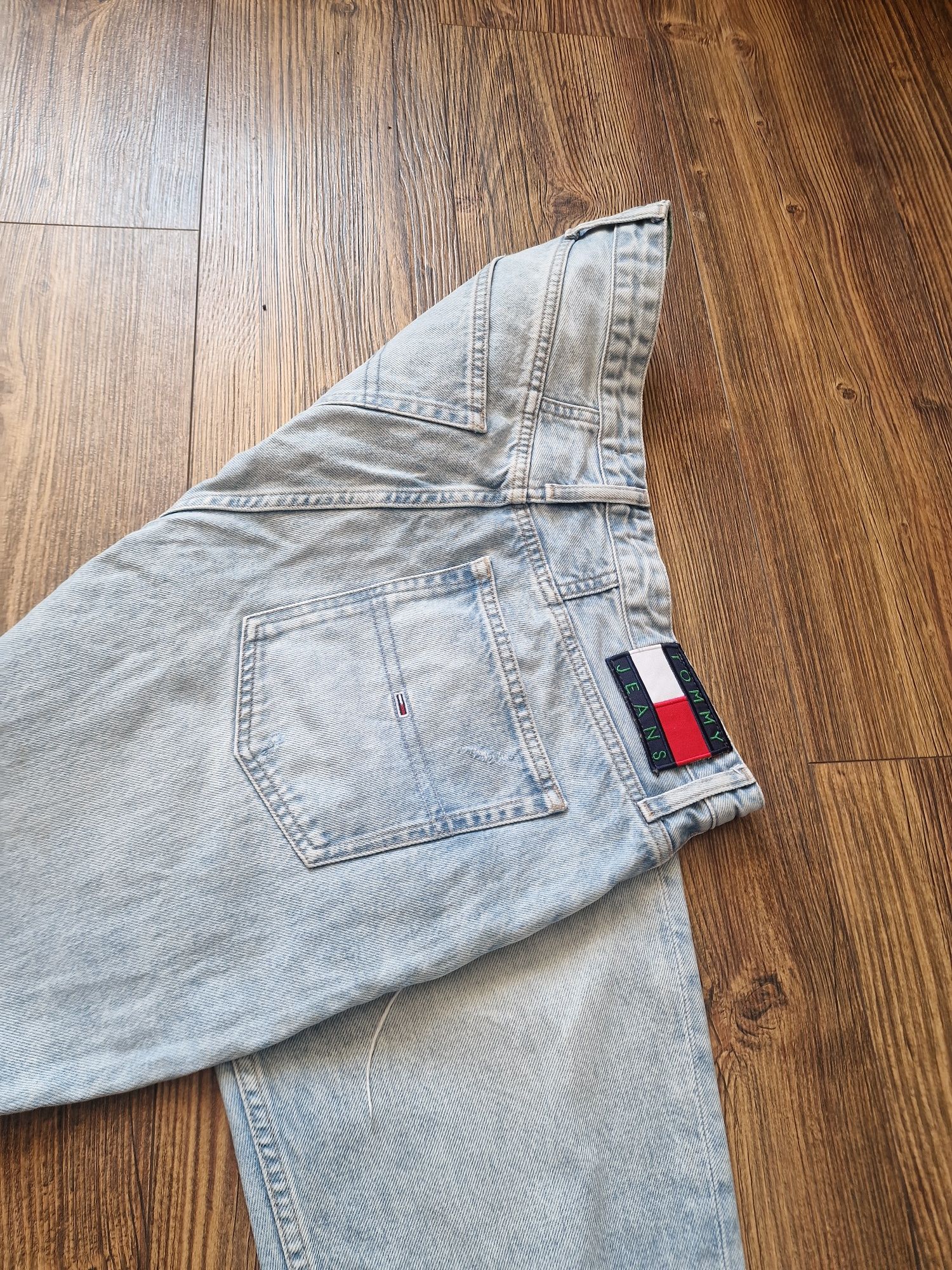 Страхотни дамски дънки moms fit TOMMY HILFIGER, размер 34 / 32