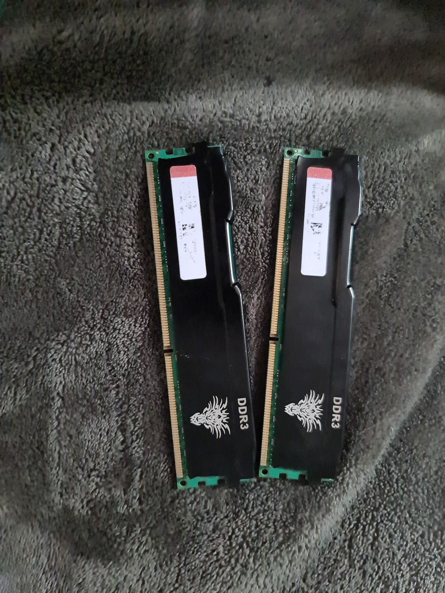 Продам оперативную память DDR 3