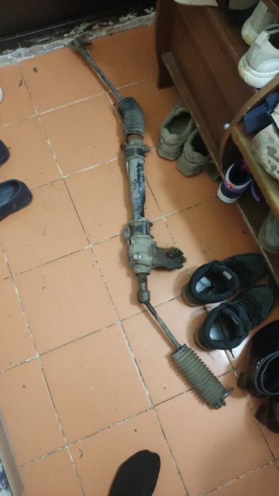 Рулевая рейка...