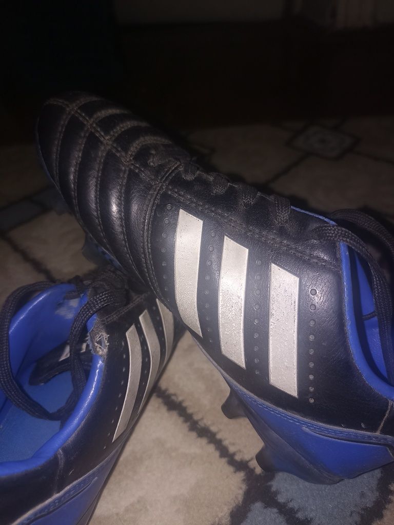 Holati:yangi qora adidas