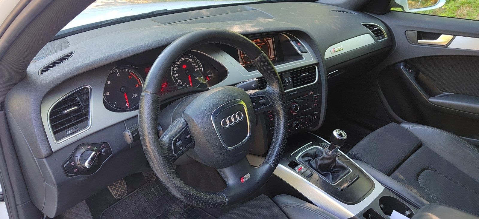 Audi A4 2.0 TDI S-line