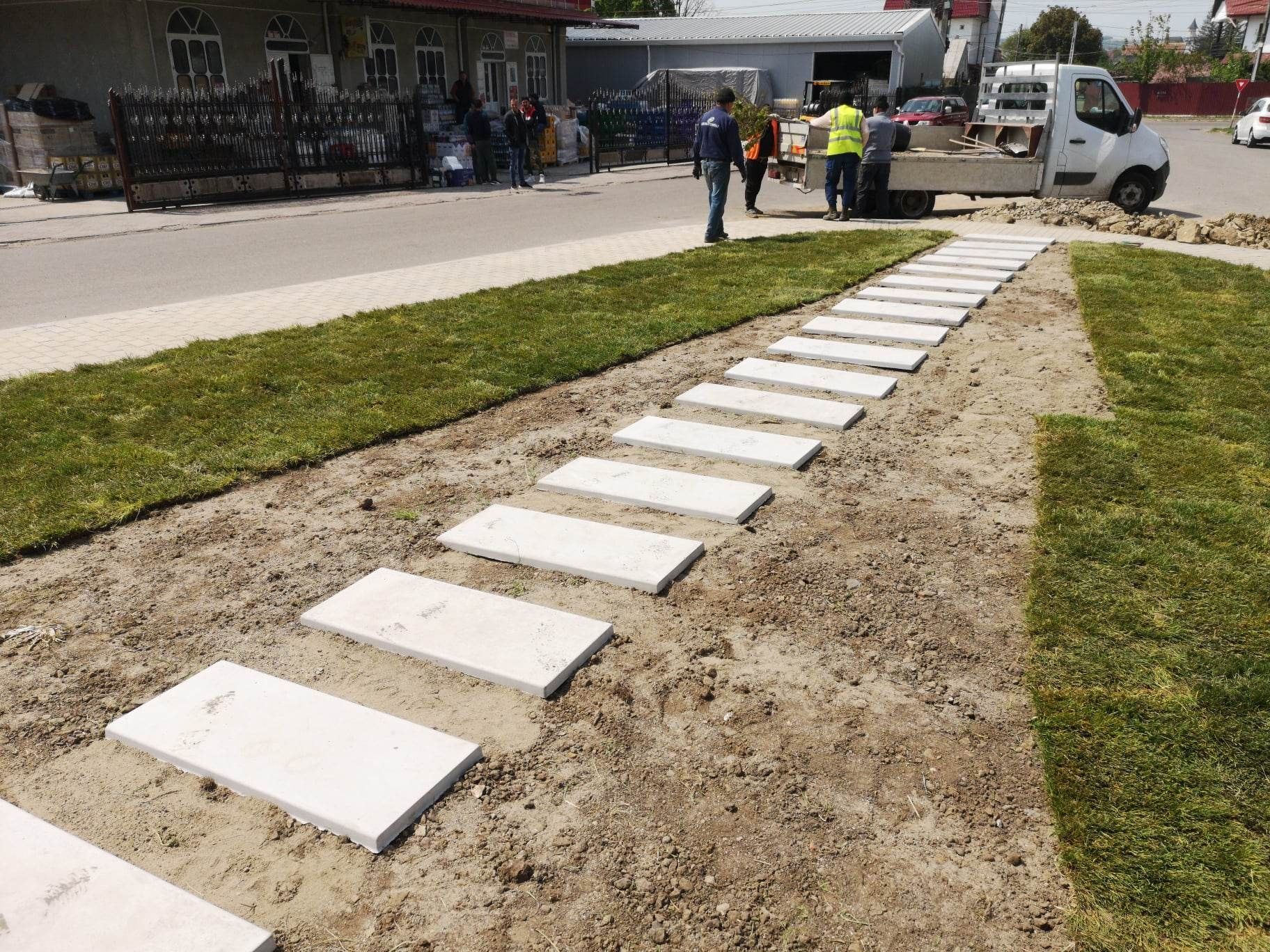 Placi beton,Dale beton armat, Coame de gard,Capace cavouri