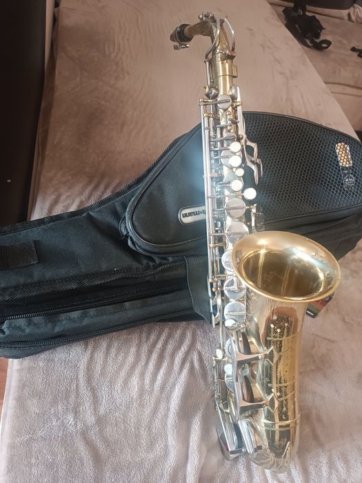 Алт Саксофон Amati Kraslice Super Classic + аксесоари