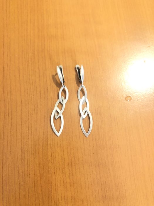 Продам серьги 925 серебро