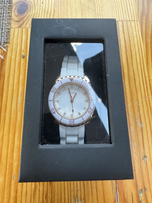 Часовник Sekonda