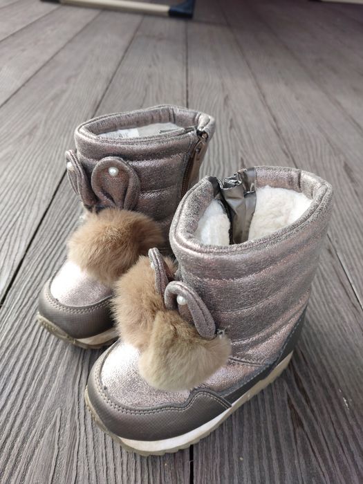 Продам детские сапожки