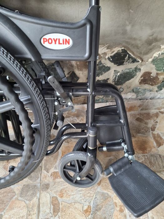 Продавам инвалидна количка чисто нова с гаранция