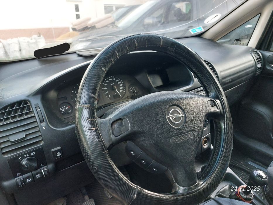 Opel Zafira 1.8 benzina 2002