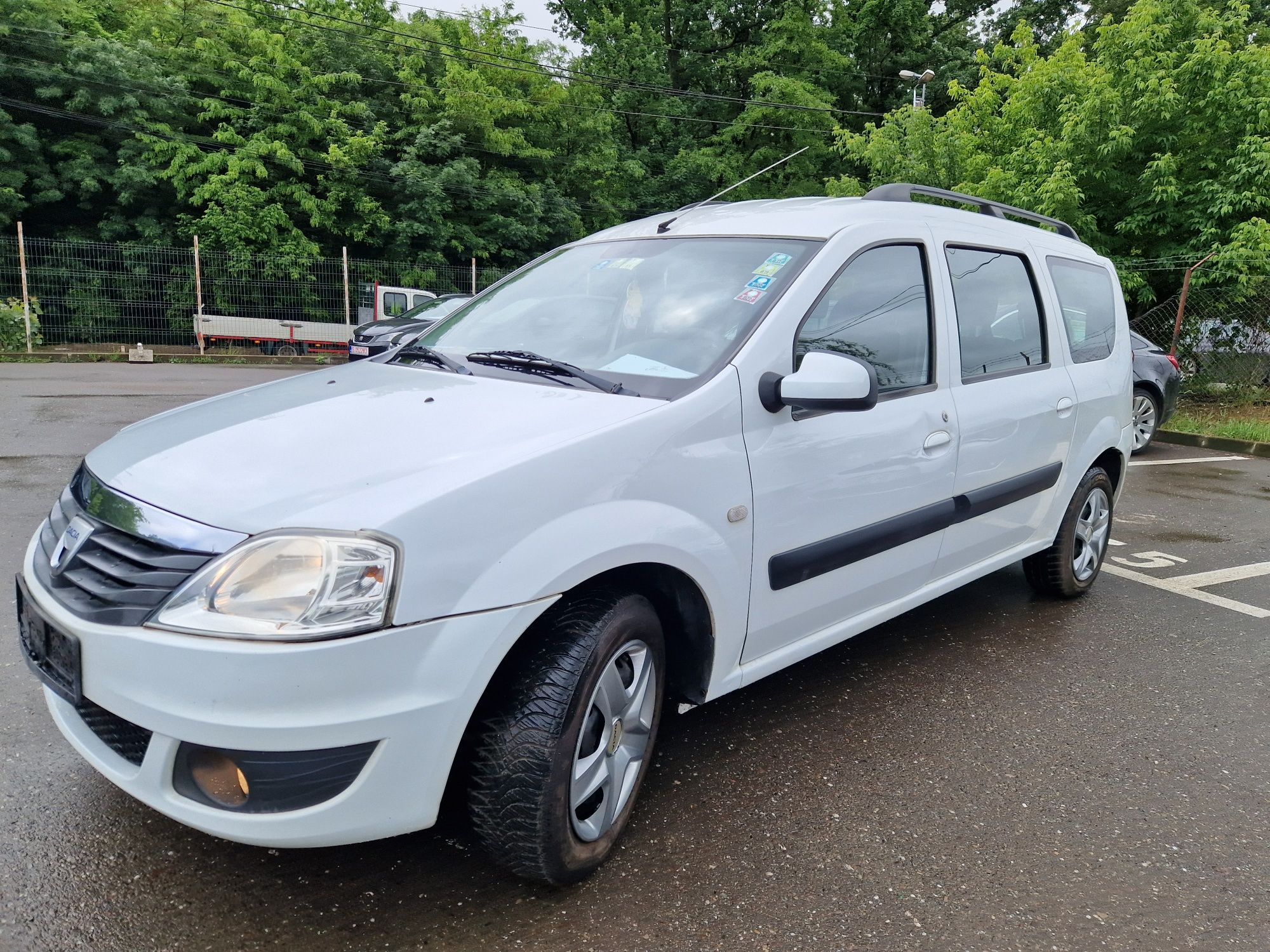 Dacia logan mcv 2010 benzina laureate full.