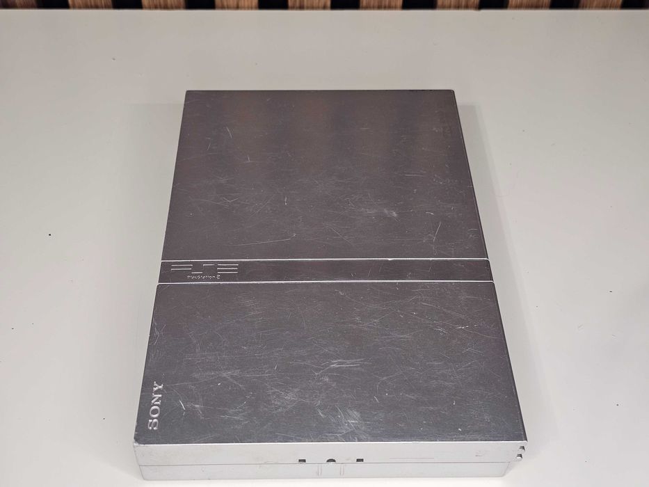 Consola Sony PS2 Slim editie limitata gri