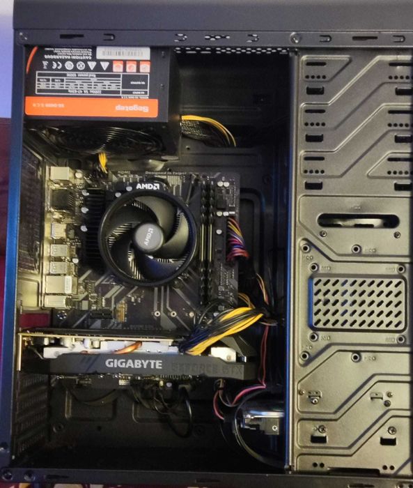 Vand PC Gaming vechi