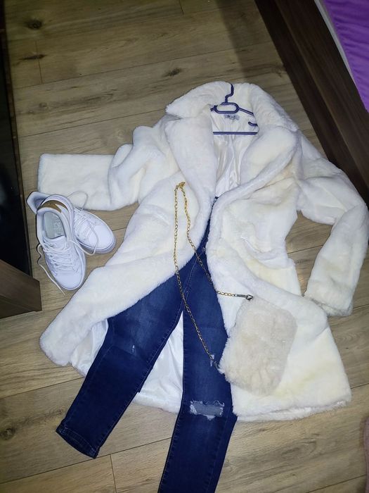 Дамско пухено палто