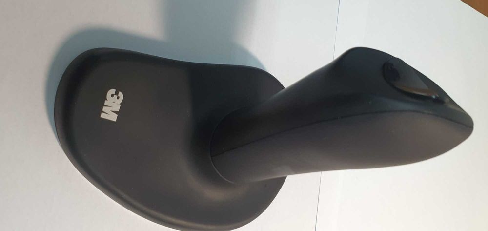 Mouse 3M Ergonomic , 3 butoane, Negru