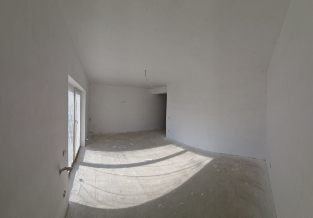 Comision 0! Apartament 1 cameră 40 mpu., etaj 1.!