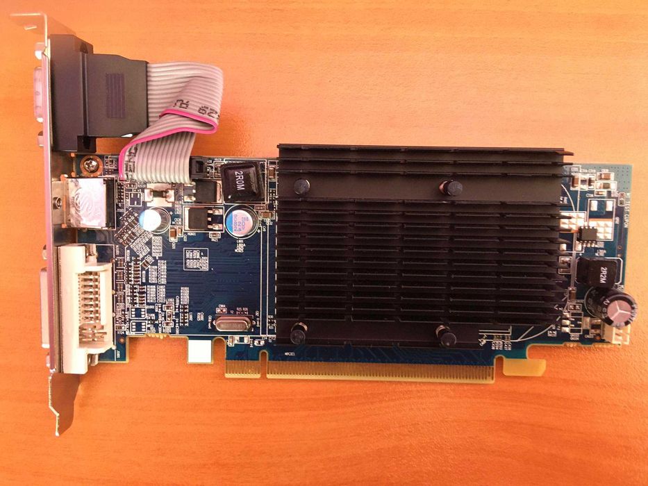 Видеокарта AMD Radeon Sapphire HD4350 512MB DDR2 DVI HDMI VGA