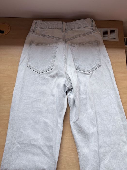 Светло сини дънки Mango