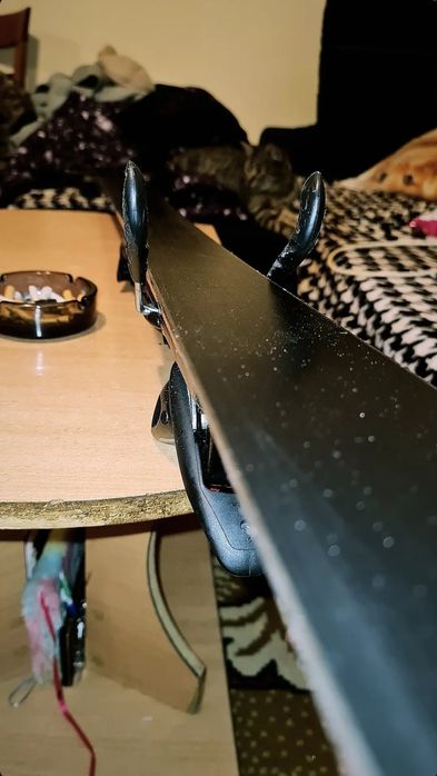 Reparații și întreținere ski / schiuri, snowboard și echipamente