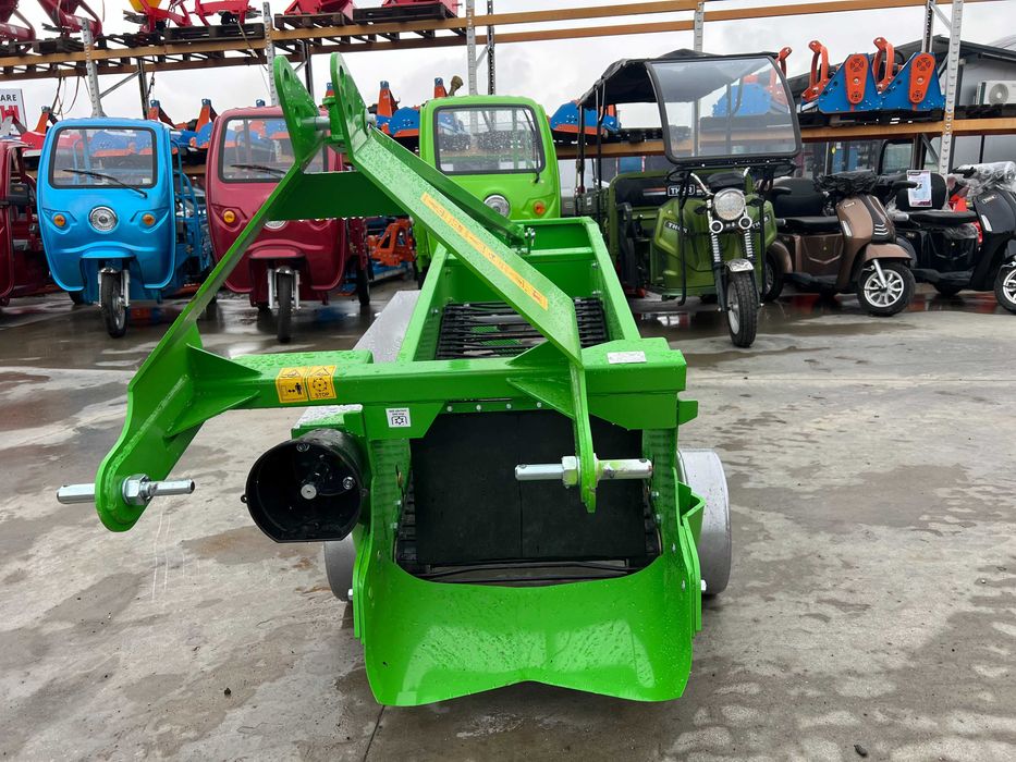 Utilaj de recoltat cartofi pe 1 rand polonez-evacuare spate