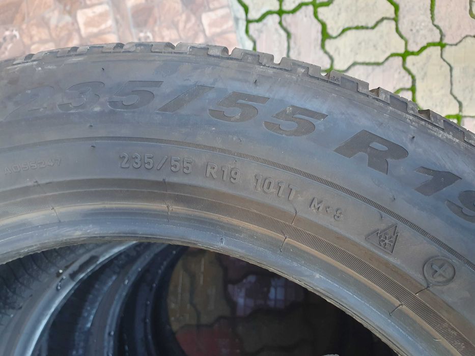 235 55 19,4buc iarna PIRELLI,SCORPION,6mm