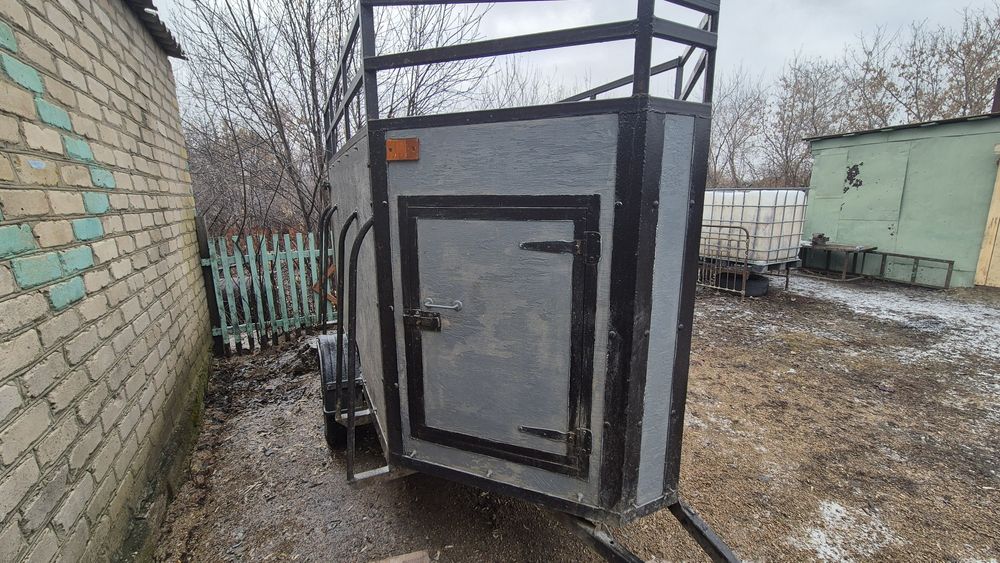 Коневозка прицеп