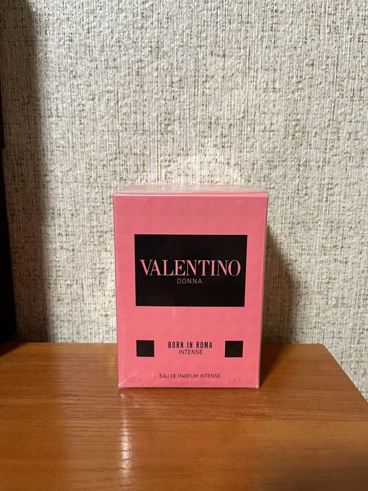 Дамски парфюм Valnetino born in roma intense