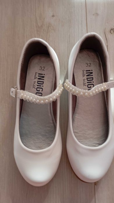 Нови официални обувки за момиче 32 номер