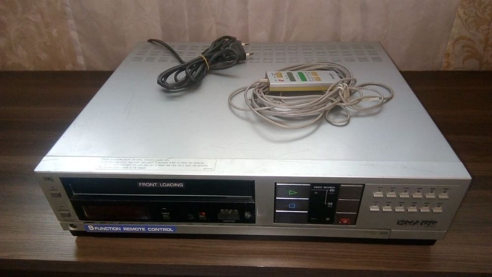 Видео рекордер JVC HR-7600ms VHS и SHARP VC-582N VHS