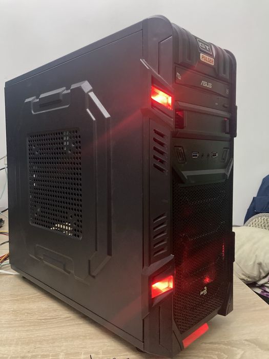 Корпус кейс для компьютера