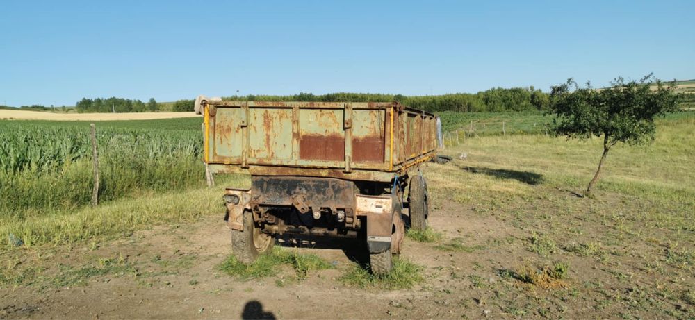 Remorca agricola basculabila rm2