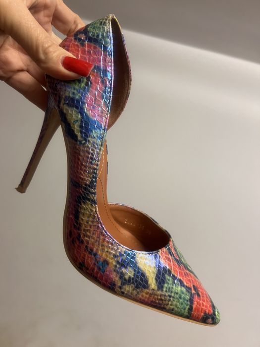 Pantofi stiletto