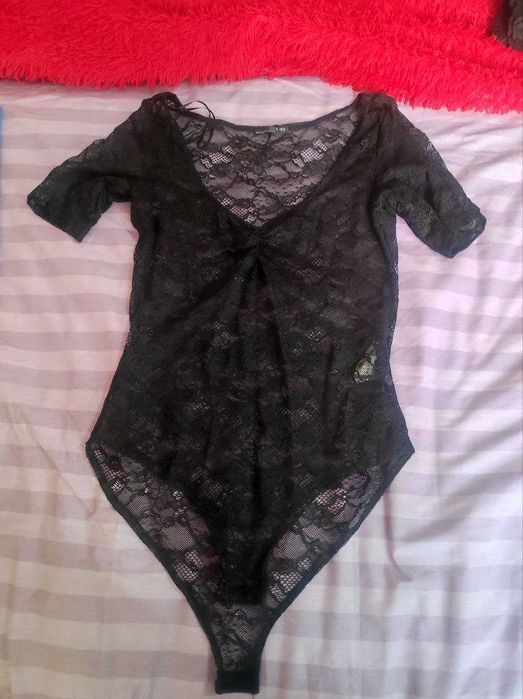Продам боди гипюровое новое 38 размер (m)
