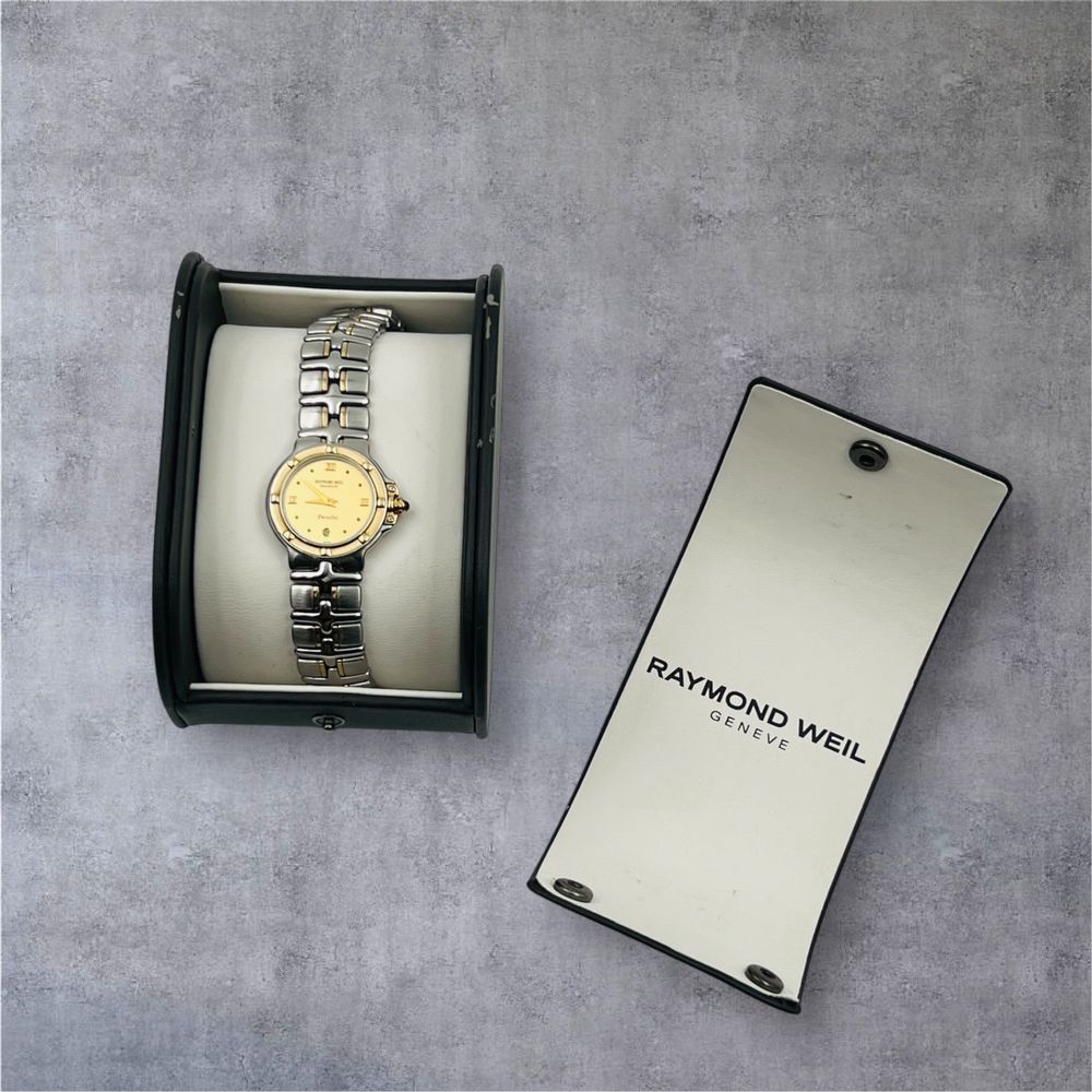 Raymond Weil Parsifal дамски часовним Solid Gold