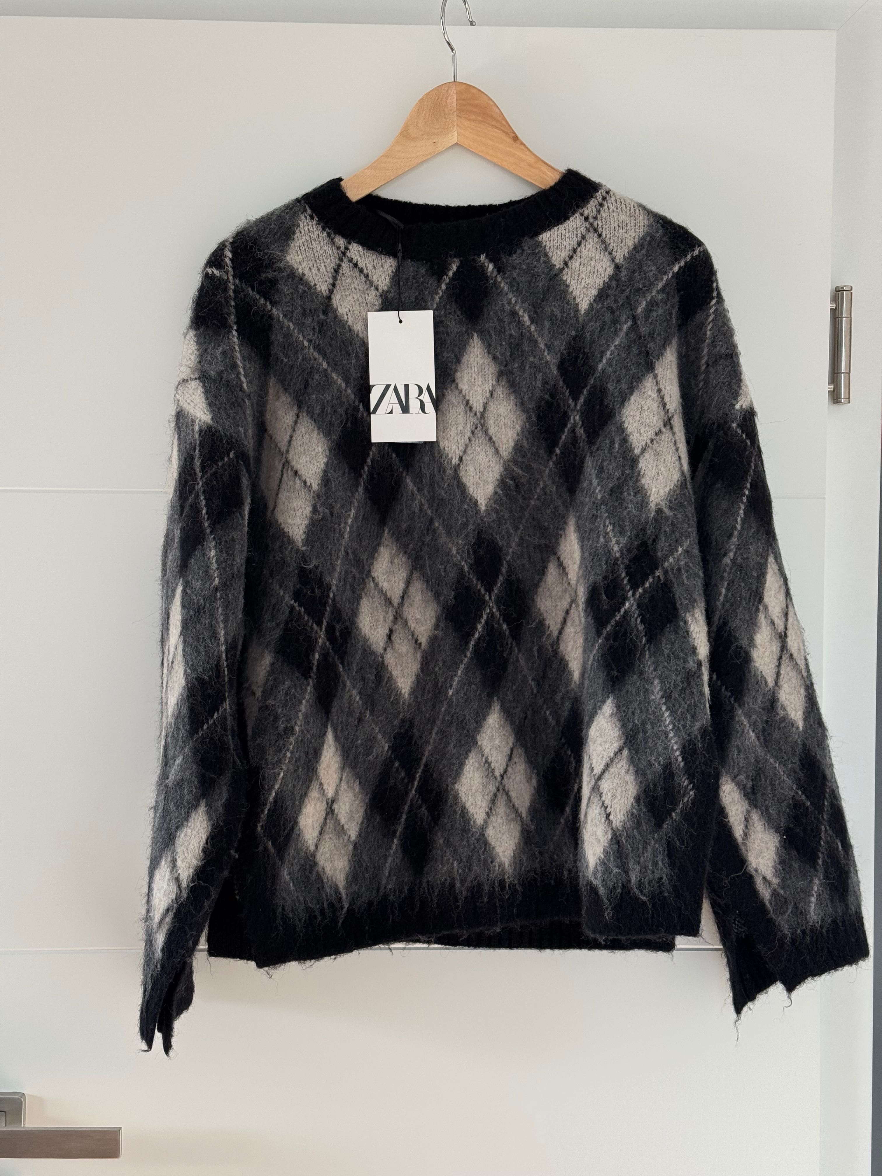 Zara Пуловер S Чисто Нов