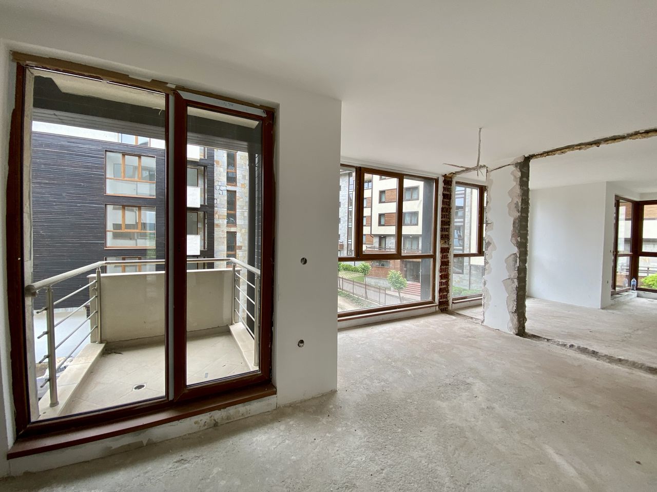 Продава се Тристаен апартамент в Разлог - 85 кв.м за 556 €/кв.м - Снимка #7