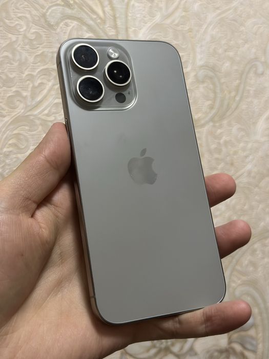 Iphone 15 pro max Natural Titan