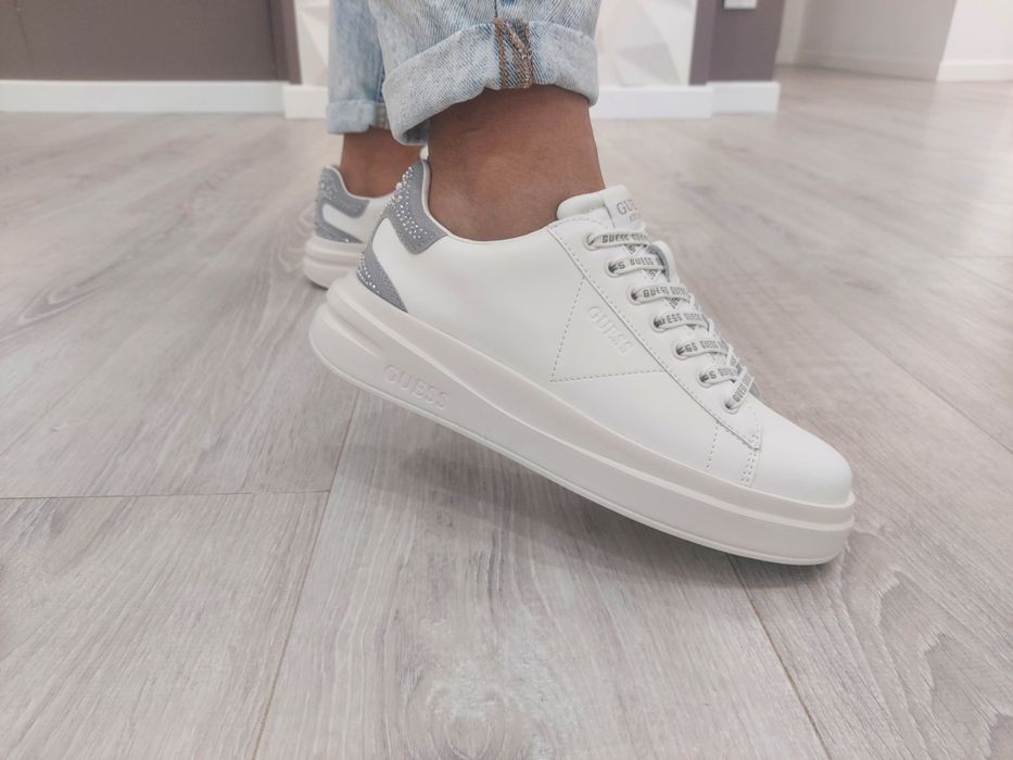 Оригинални сникърси GUESS Elbina, номера 37,38,39.