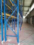 Rafturi metalice