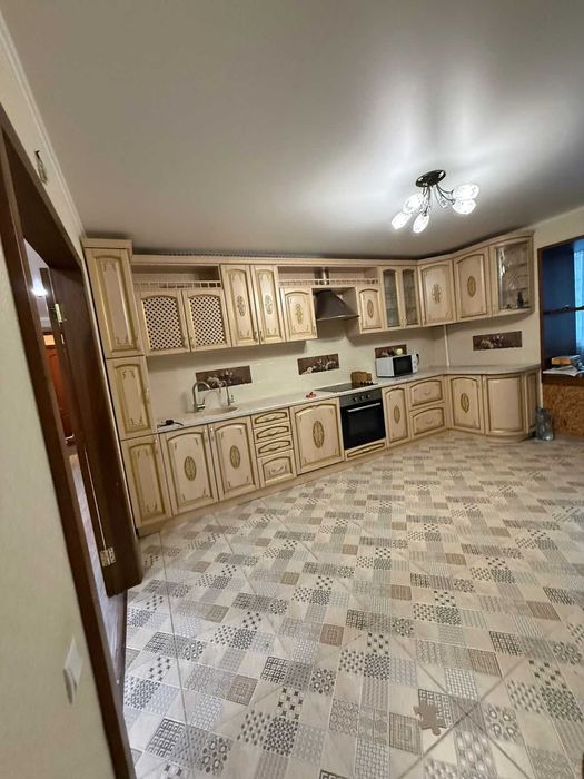 4-комн, 125 кв.м, горотдел, новая план., кирпич