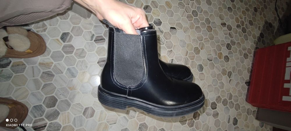 Ботушки за момиче H&M