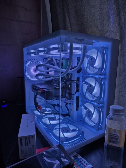 Pc gaming ryzen 7 7700x/rtx 4060