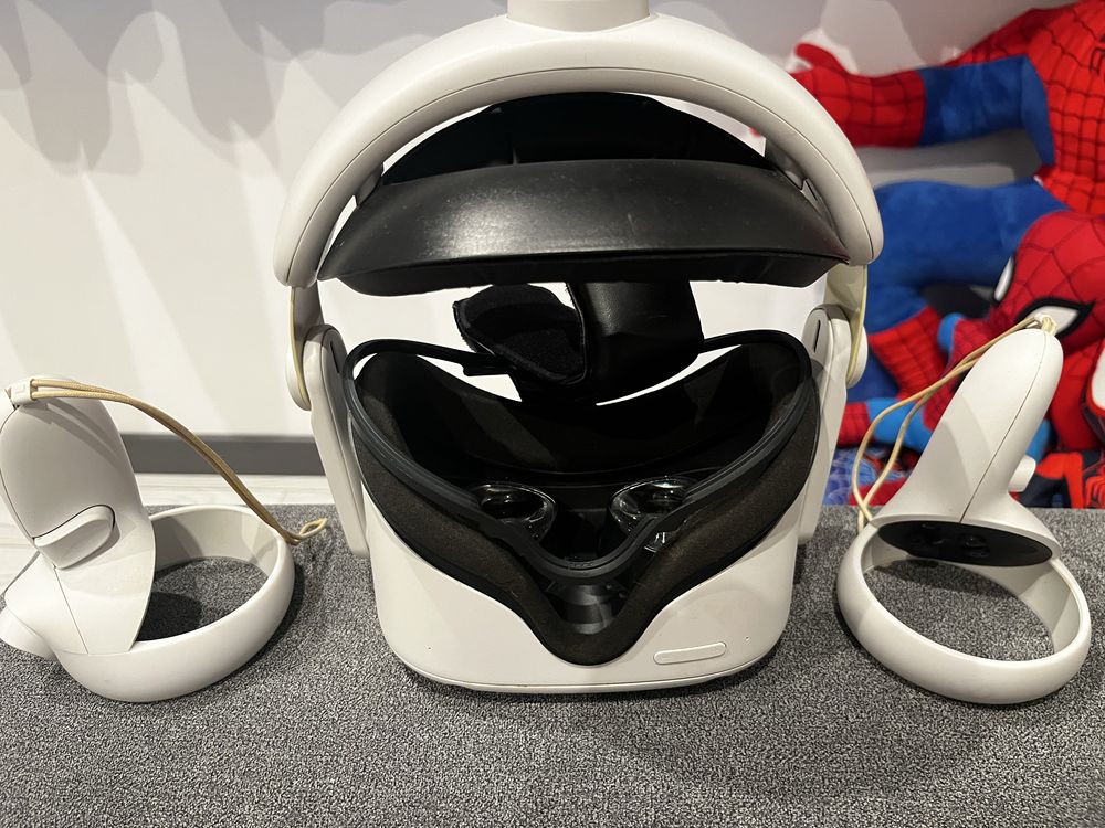 VR Meta Quest 2