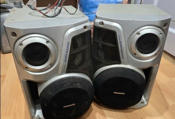 Продам колонки  сабвуфером Panasonic 2штуки