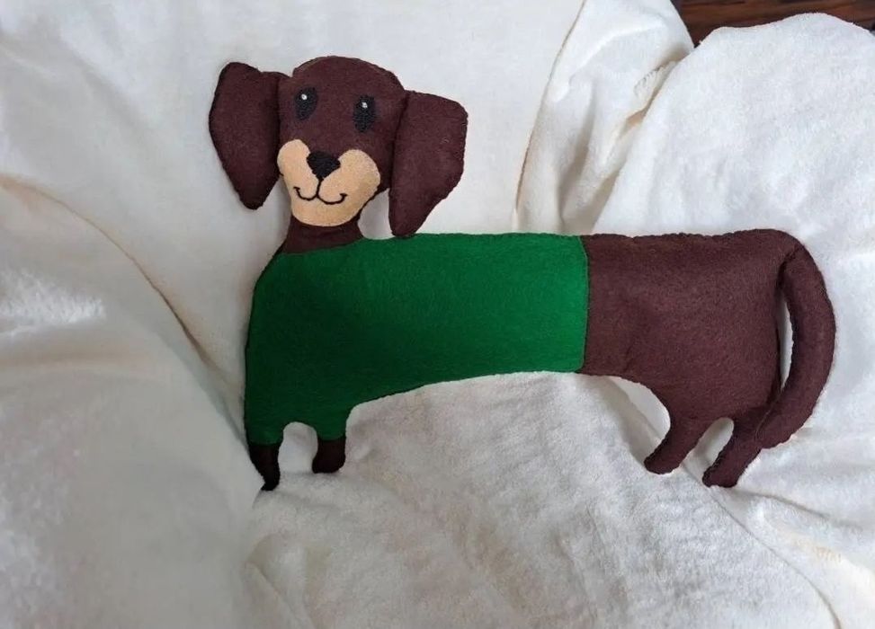 Catel Teckel jucarie decoratiune