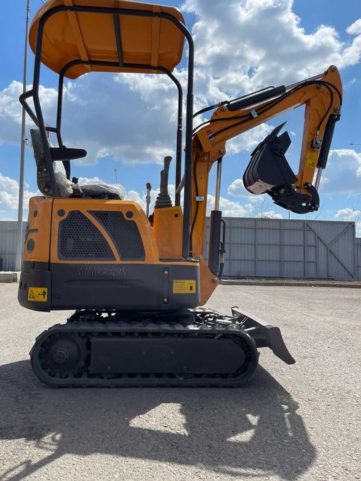 Мини-Экскаватор RHINOCEROS XN10