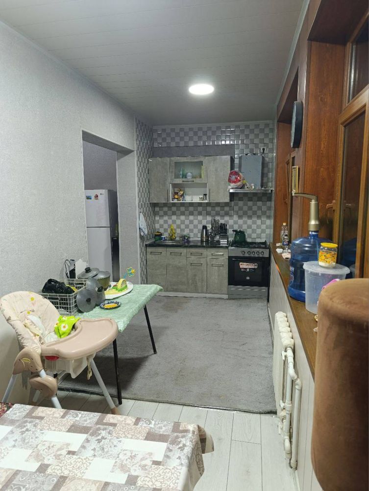 Продам 4 комнатную квартиру Юнусабад Шахристанский