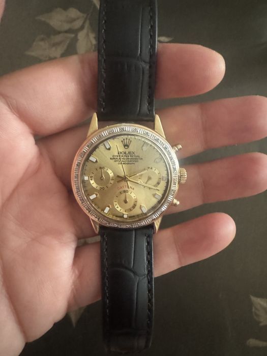 Золотые часы Rolex