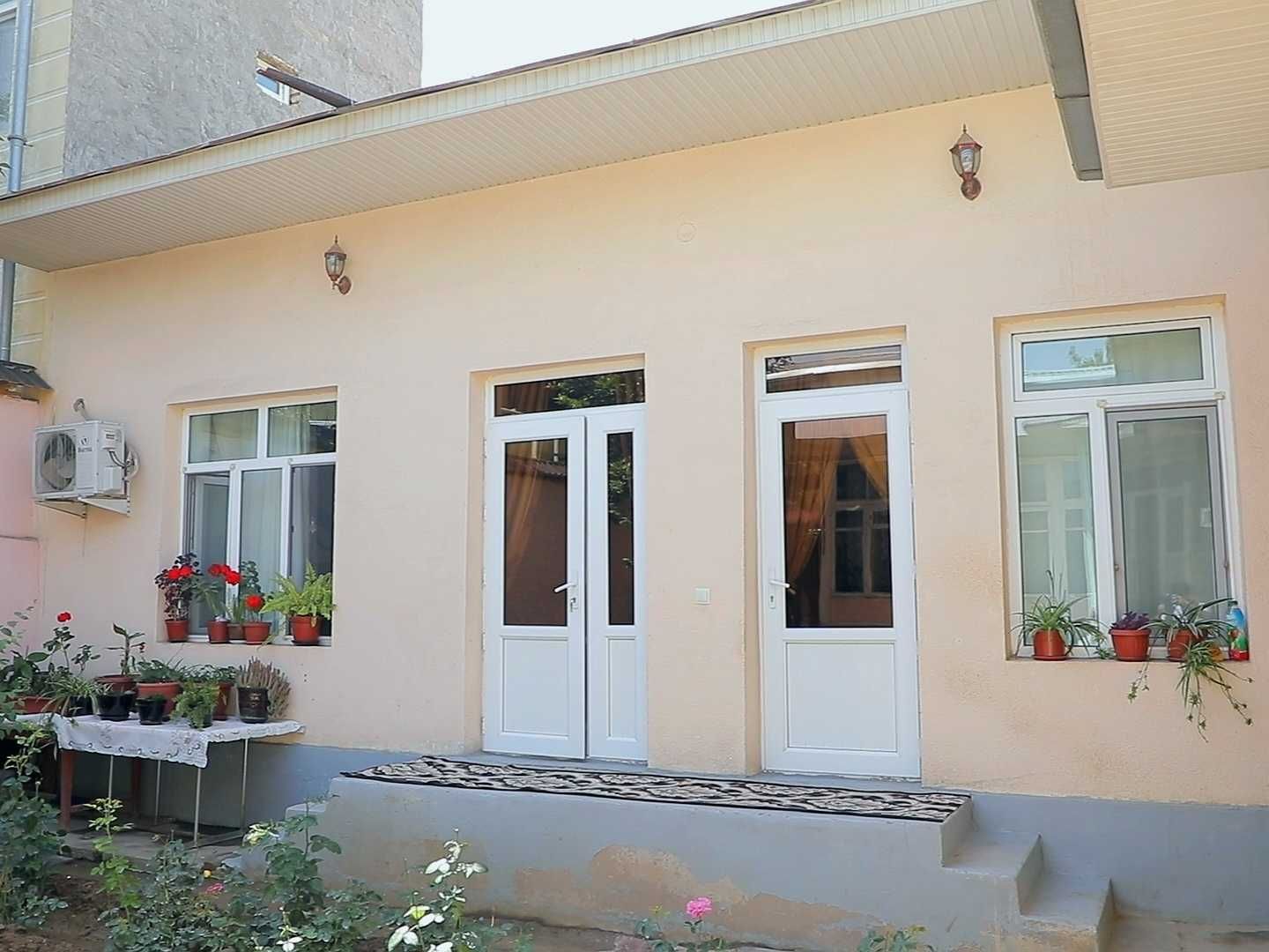 Продается дом, участок в центре города