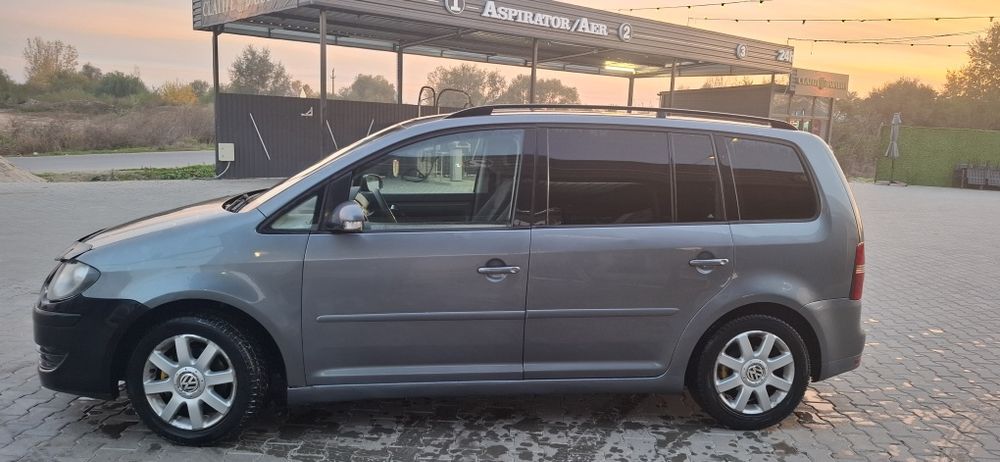 Vant vw touran in stare foarte buna