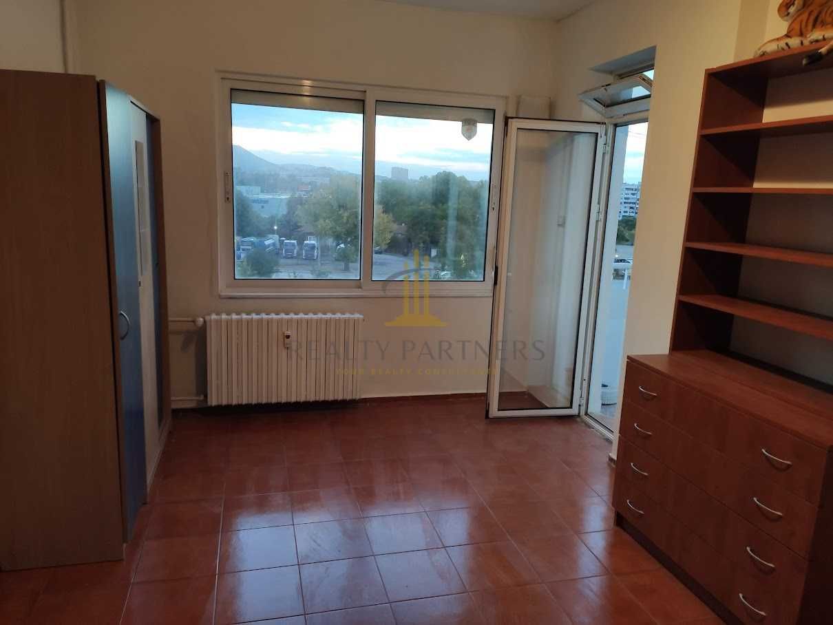Продава 4-стаен апартамент – кв. Дружба 2, гр. София
